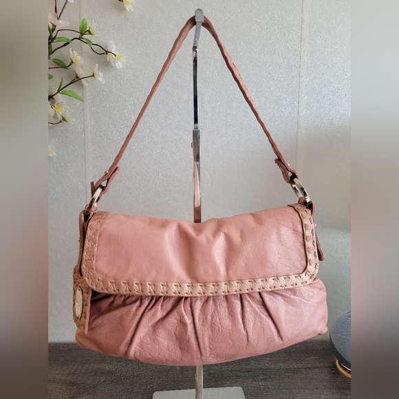 Fendi Selleria pink leather shoulder bag - Picture 2 of 11